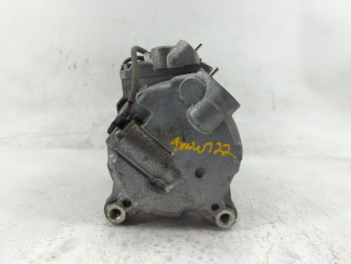 2016-2018 Bmw 320i Air Conditioning A/c Ac Compressor Oem - Oemusedautoparts1.com