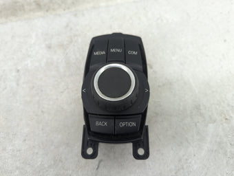 compare product 2012-2018 Bmw 320i Radio AM FM Cd Player Receiver Replacement P/N:ZE6802932 02 033623203 Fits OEM Used Auto Parts