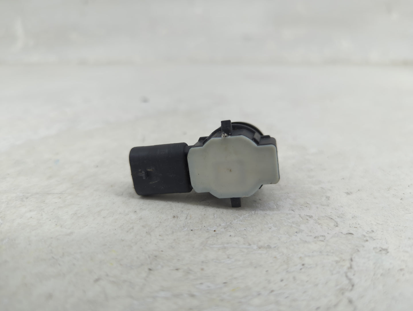Park Assist Sensor - Oemusedautoparts1.com