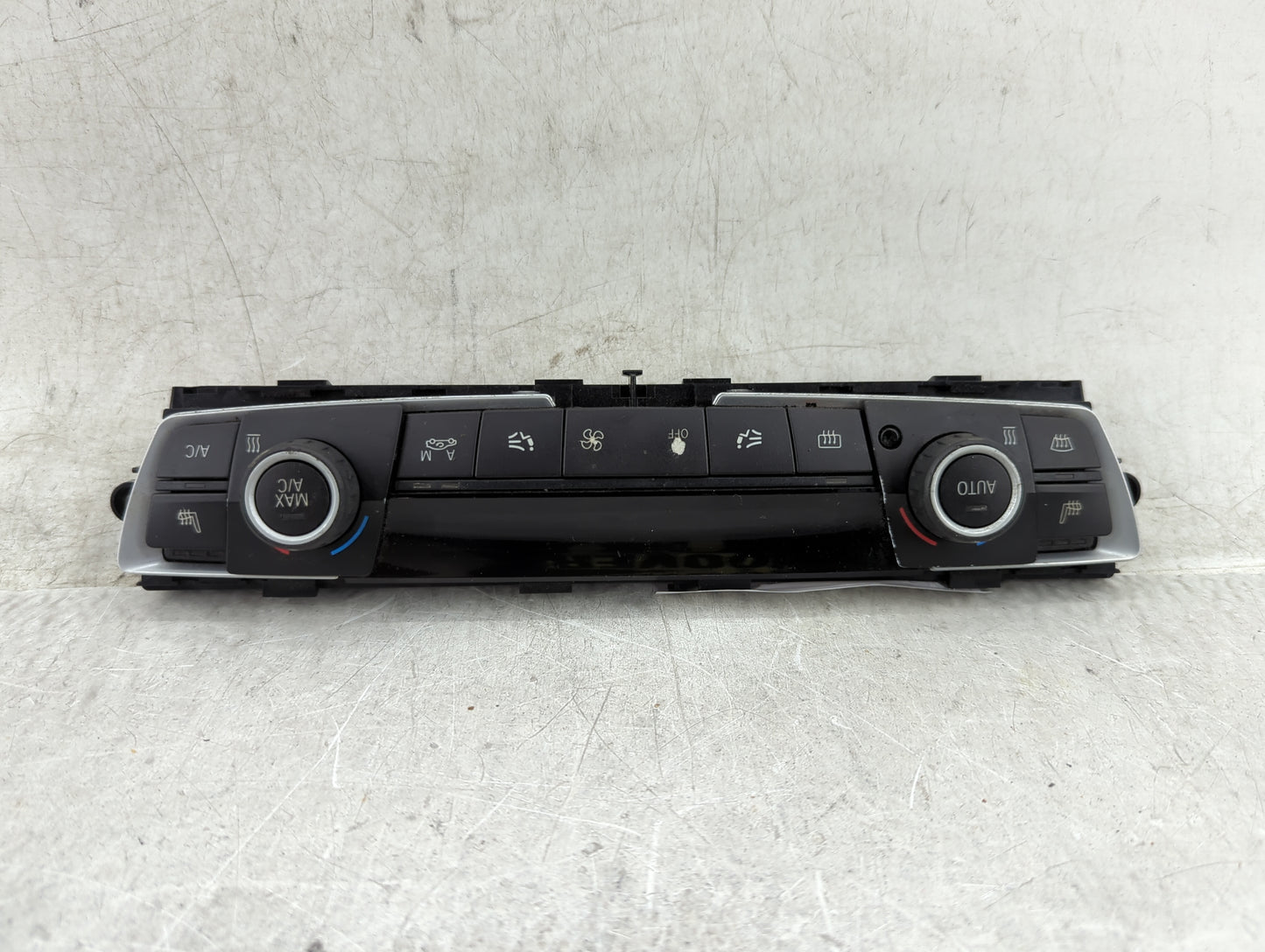 2016-2018 Bmw 320i Climate Control Module Temperature AC/Heater Replacement P/N:9363546-02 Fits OEM Used Auto Parts - Oemuse