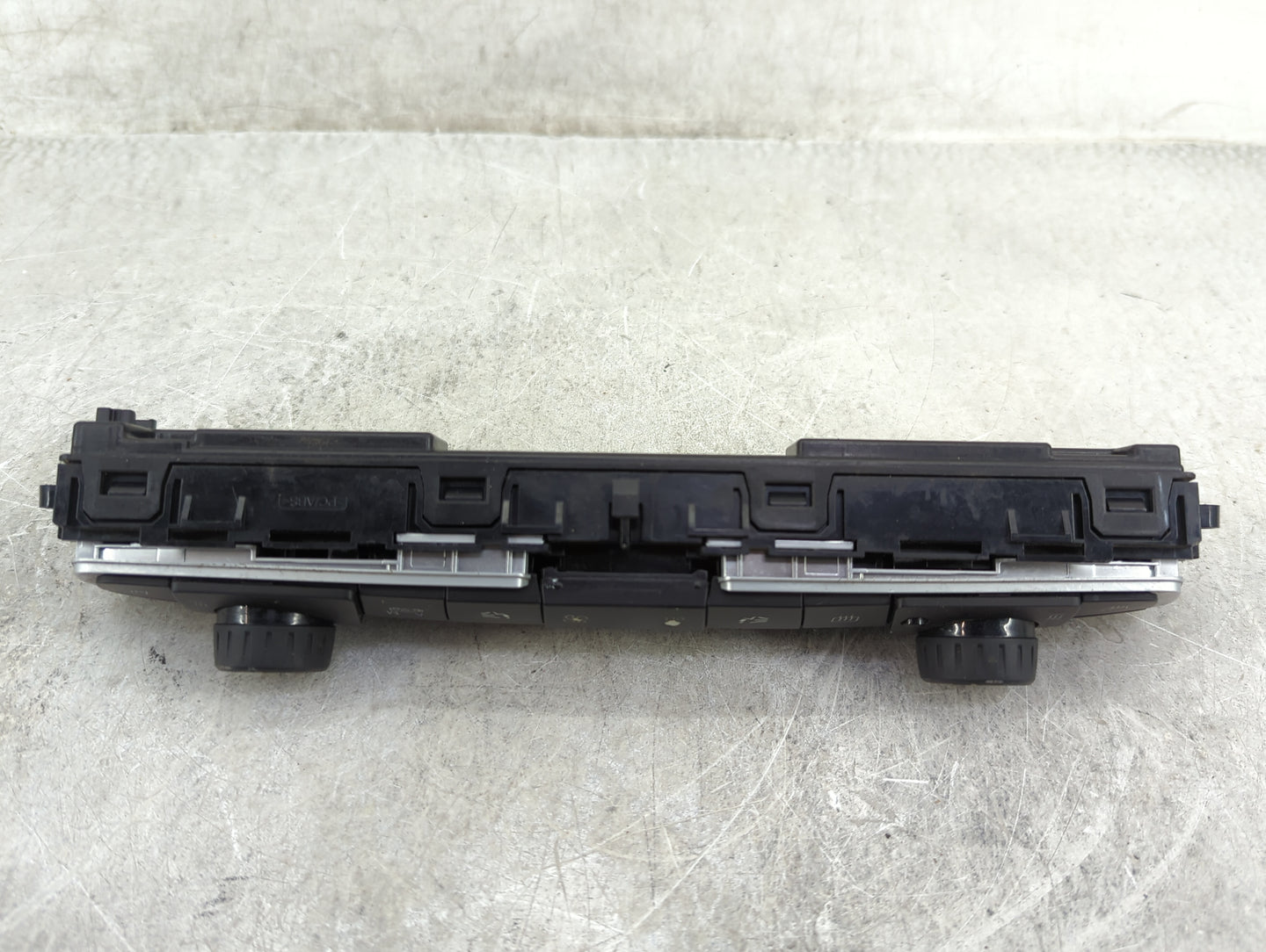 2016-2018 Bmw 320i Climate Control Module Temperature AC/Heater Replacement P/N:9363546-02 Fits OEM Used Auto Parts - Oemuse