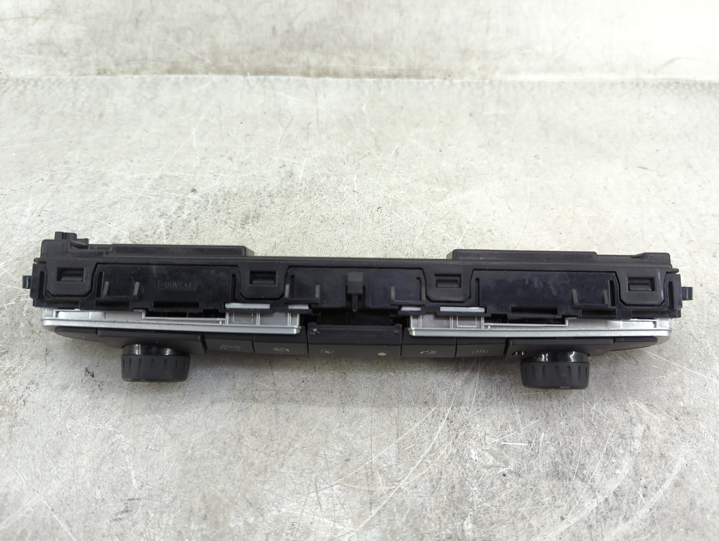 2016-2018 Bmw 320i Climate Control Module Temperature AC/Heater Replacement P/N:9363546-02 Fits OEM Used Auto Parts - Oemuse