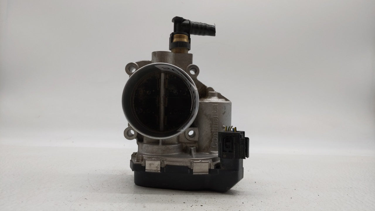 2012-2018 Bmw 320i Throttle Body P/N:A2C53355204 1354 7588625 Fits Fits 2012 2013 2014 2015 2016 2017 2018 OEM Used Auto Par