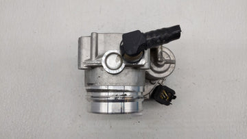 2012-2018 Bmw 320i Throttle Body P/N:A2C53355204 1354 7588625 Fits Fits 2012 2013 2014 2015 2016 2017 2018 OEM Used Auto Parts
