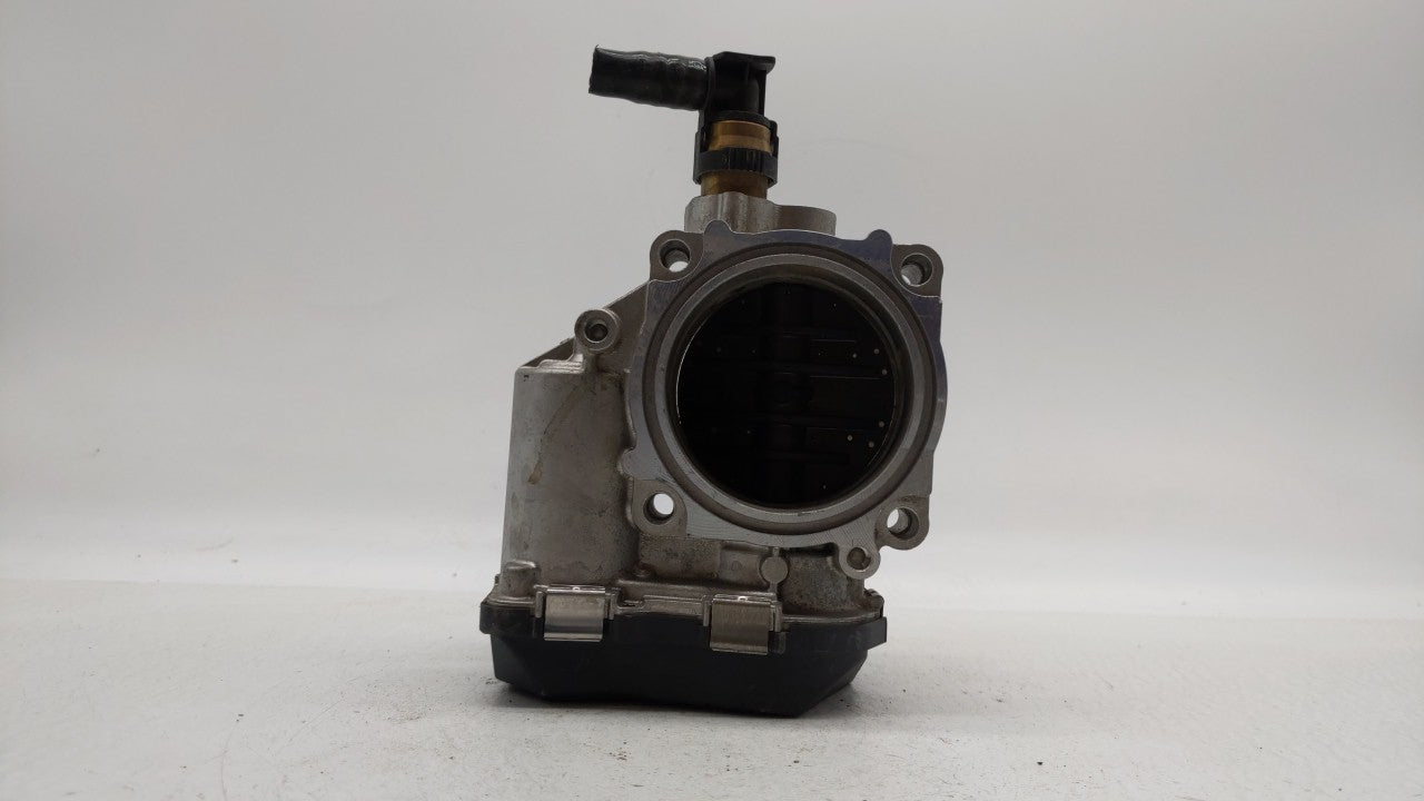 2012-2018 Bmw 320i Throttle Body P/N:A2C53355204 1354 7588625 Fits Fits 2012 2013 2014 2015 2016 2017 2018 OEM Used Auto Par