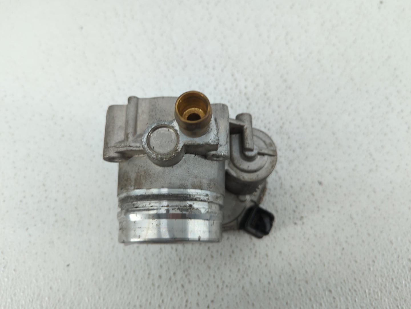2012-2018 Bmw 320i Throttle Body P/N:1354 7588625-04 1354 7588625-03 Fits Fits 2012 2013 2014 2015 2016 2017 2018 OEM Used A