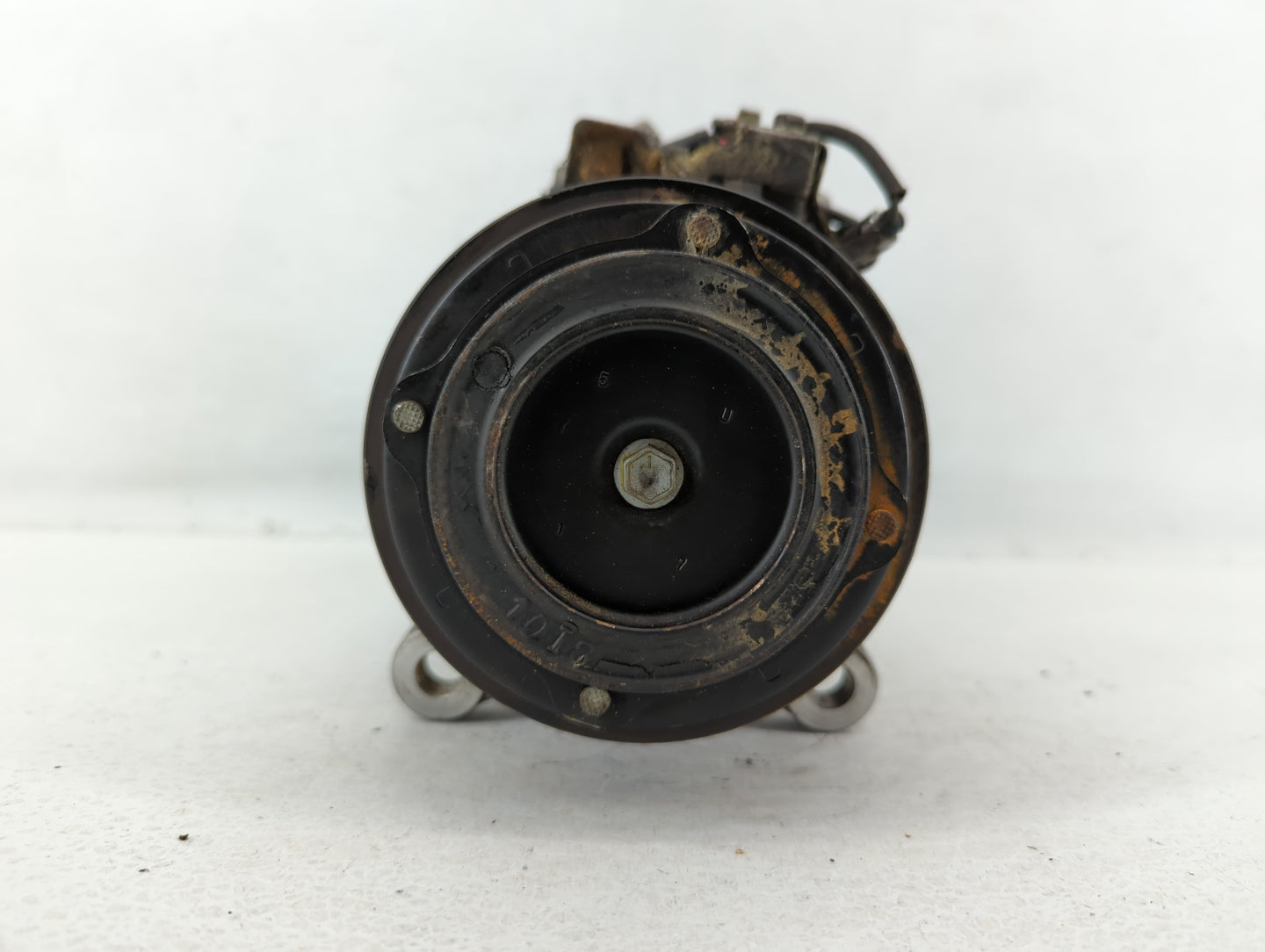 2016-2018 Bmw 320i Air Conditioning A/c Ac Compressor Oem - Oemusedautoparts1.com