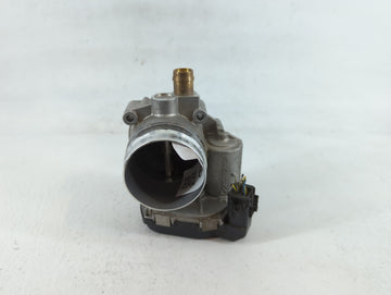 2012-2018 Bmw 320i Throttle Body P/N:1354 7588625-04 A2C83786800 Fits Fits 2012 2013 2014 2015 2016 2017 2018 OEM Used Auto 