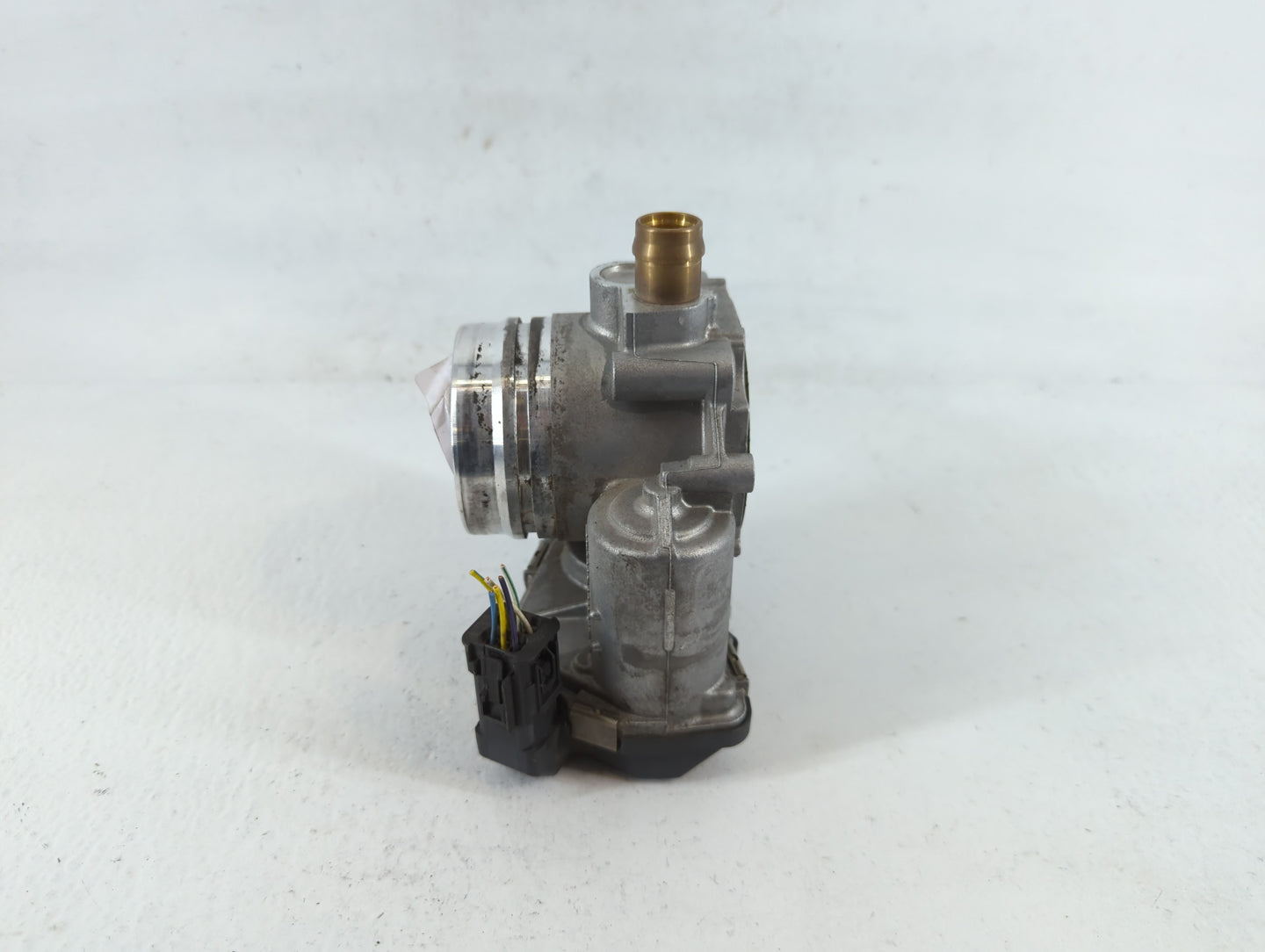 2012-2018 Bmw 320i Throttle Body P/N:1354 7588625-04 A2C83786800 Fits Fits 2012 2013 2014 2015 2016 2017 2018 OEM Used Auto 