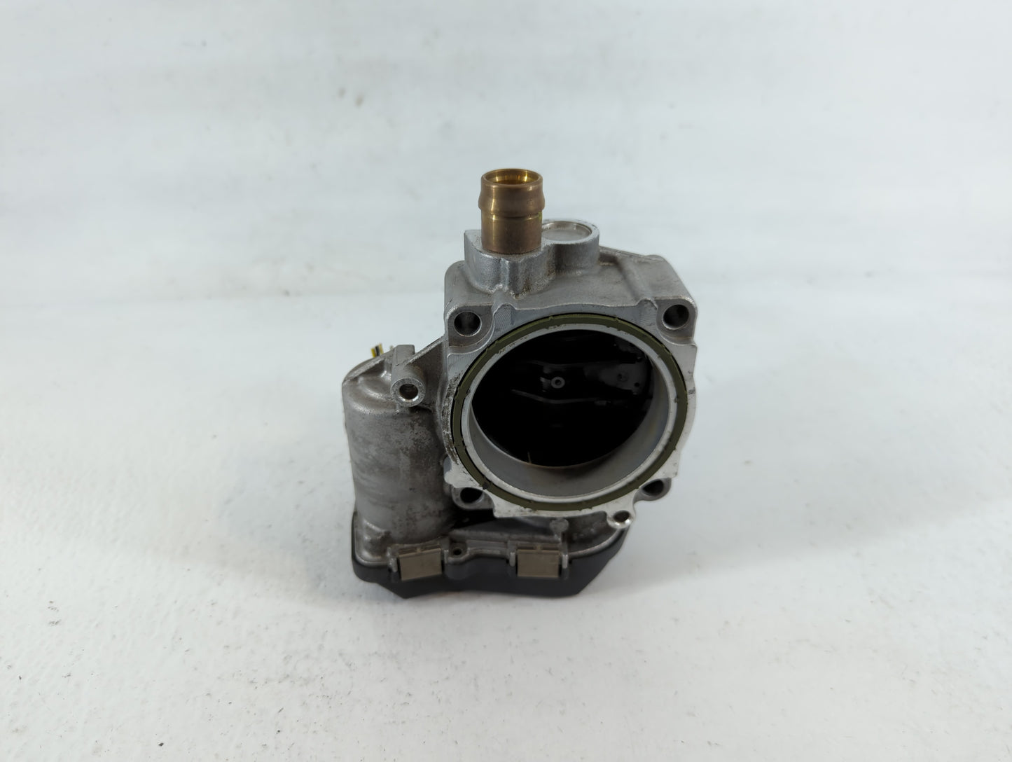 2012-2018 Bmw 320i Throttle Body P/N:1354 7588625-04 A2C83786800 Fits Fits 2012 2013 2014 2015 2016 2017 2018 OEM Used Auto 