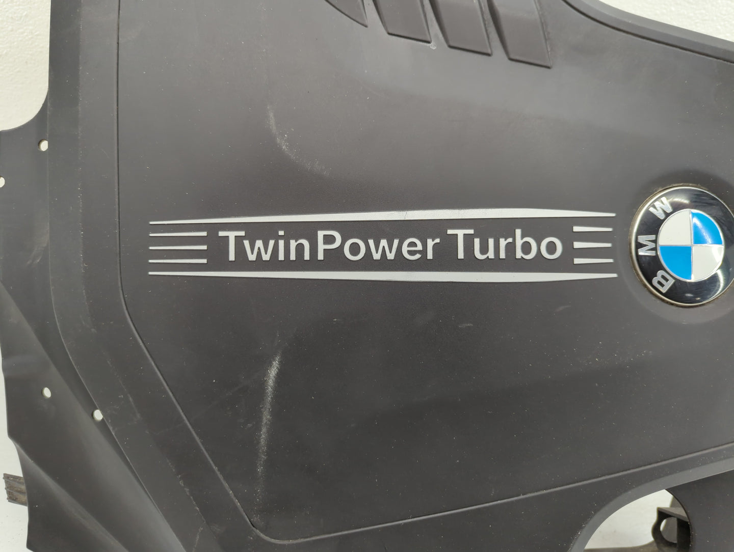 2018 Bmw 320i Engine Cover - Oemusedautoparts1.com