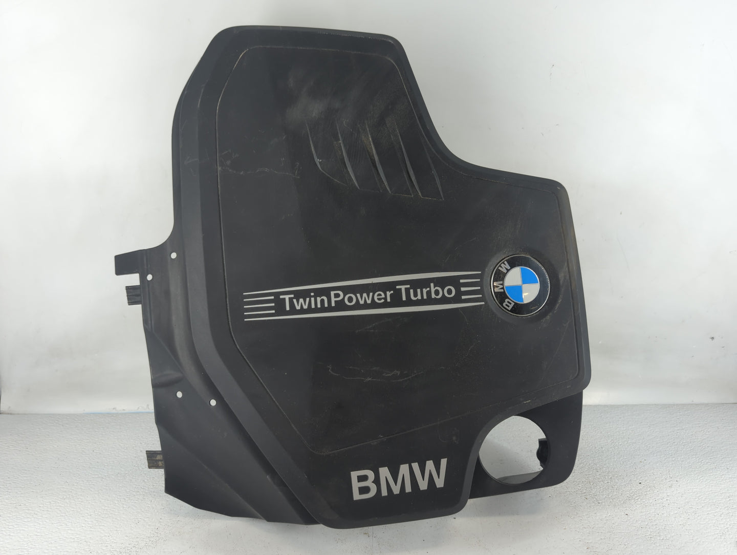 2018 Bmw 320i Engine Cover - Oemusedautoparts1.com