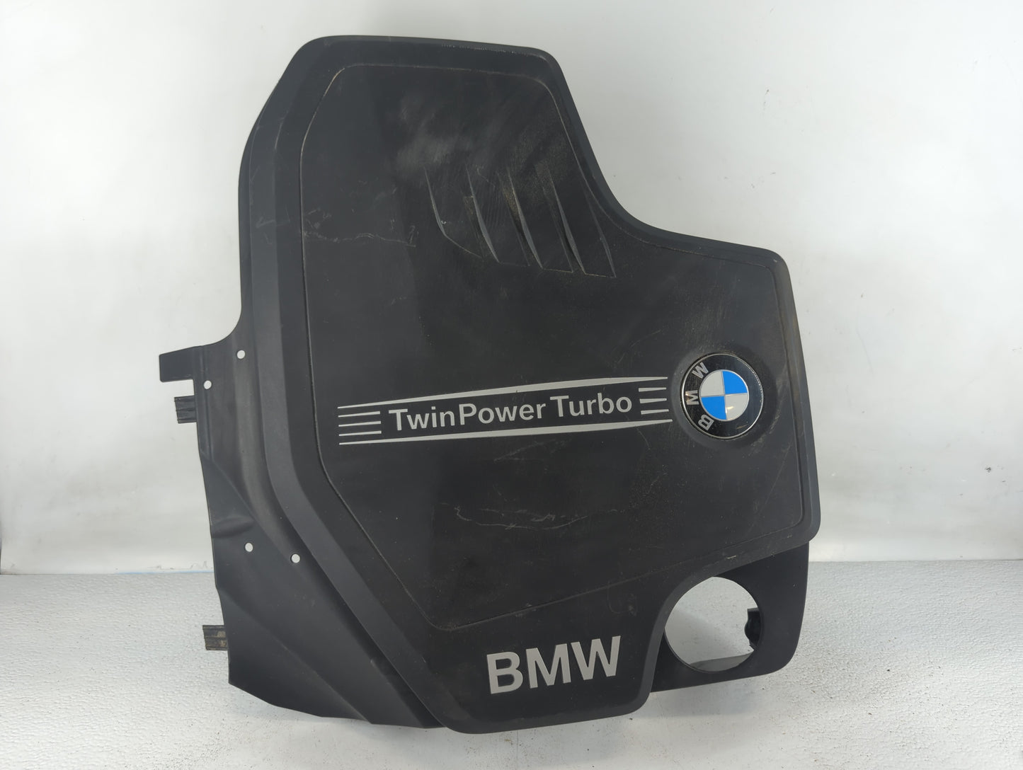 2018 Bmw 320i Engine Cover - Oemusedautoparts1.com