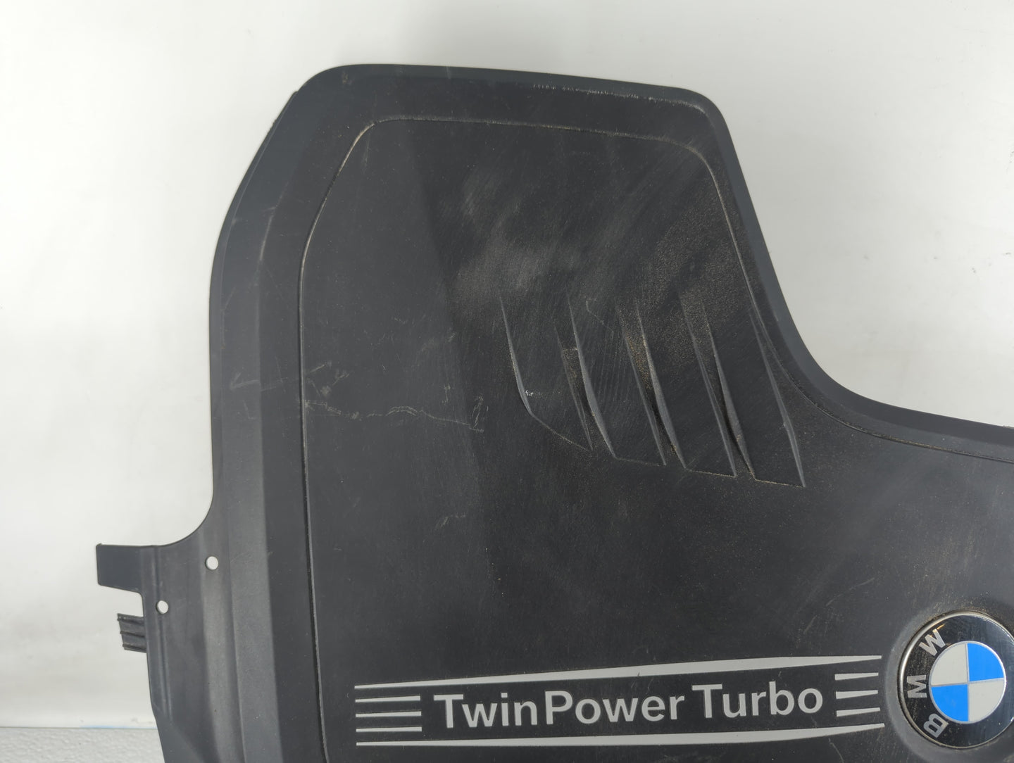 2018 Bmw 320i Engine Cover - Oemusedautoparts1.com