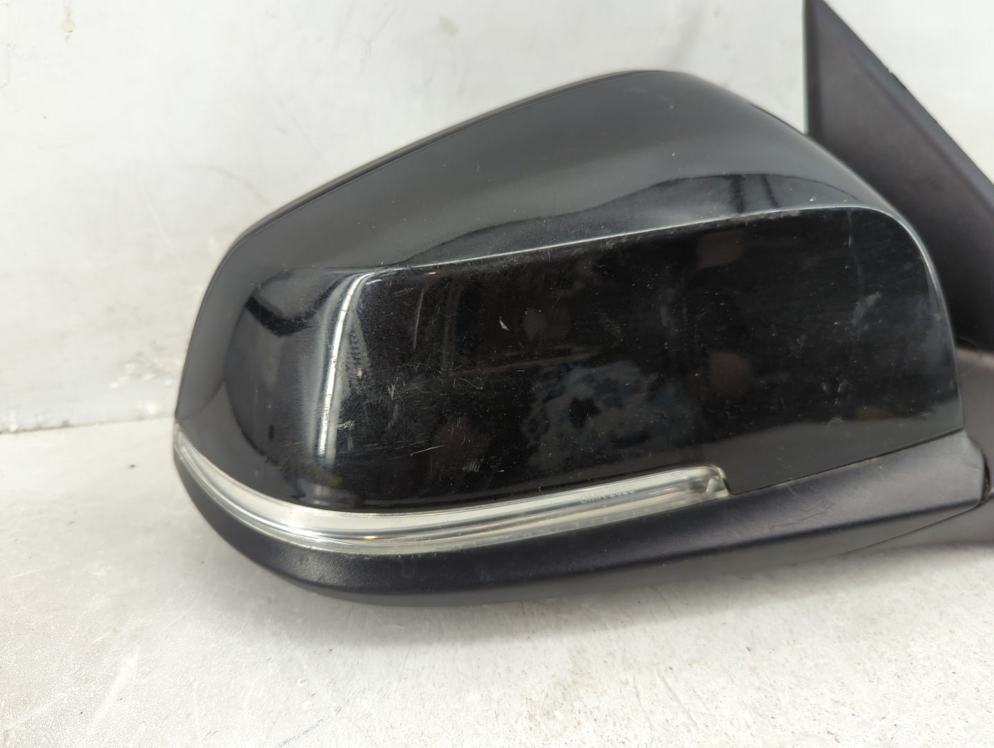 2016-2018 Bmw 330e Passenger Side View Mirror - Right Door Mirror OEM Used - Oemusedautoparts1.com