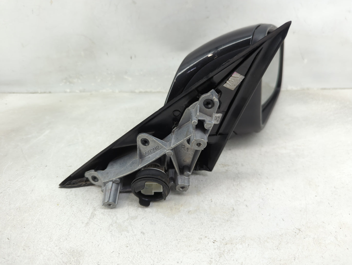 2016-2018 Bmw 330e Passenger Side View Mirror - Right Door Mirror OEM Used - Oemusedautoparts1.com