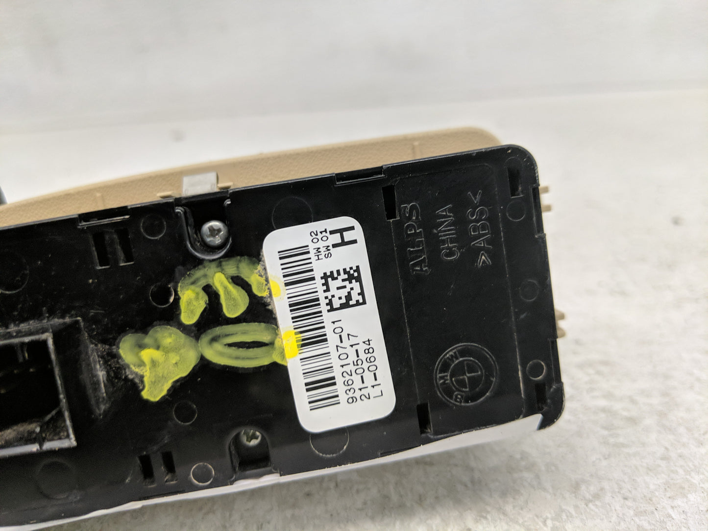 2017-2019 Bmw 330i Master Power Window Switch Replacement Driver Side Left P/N:9362107-01 Fits OEM Used Auto Parts - Oemused