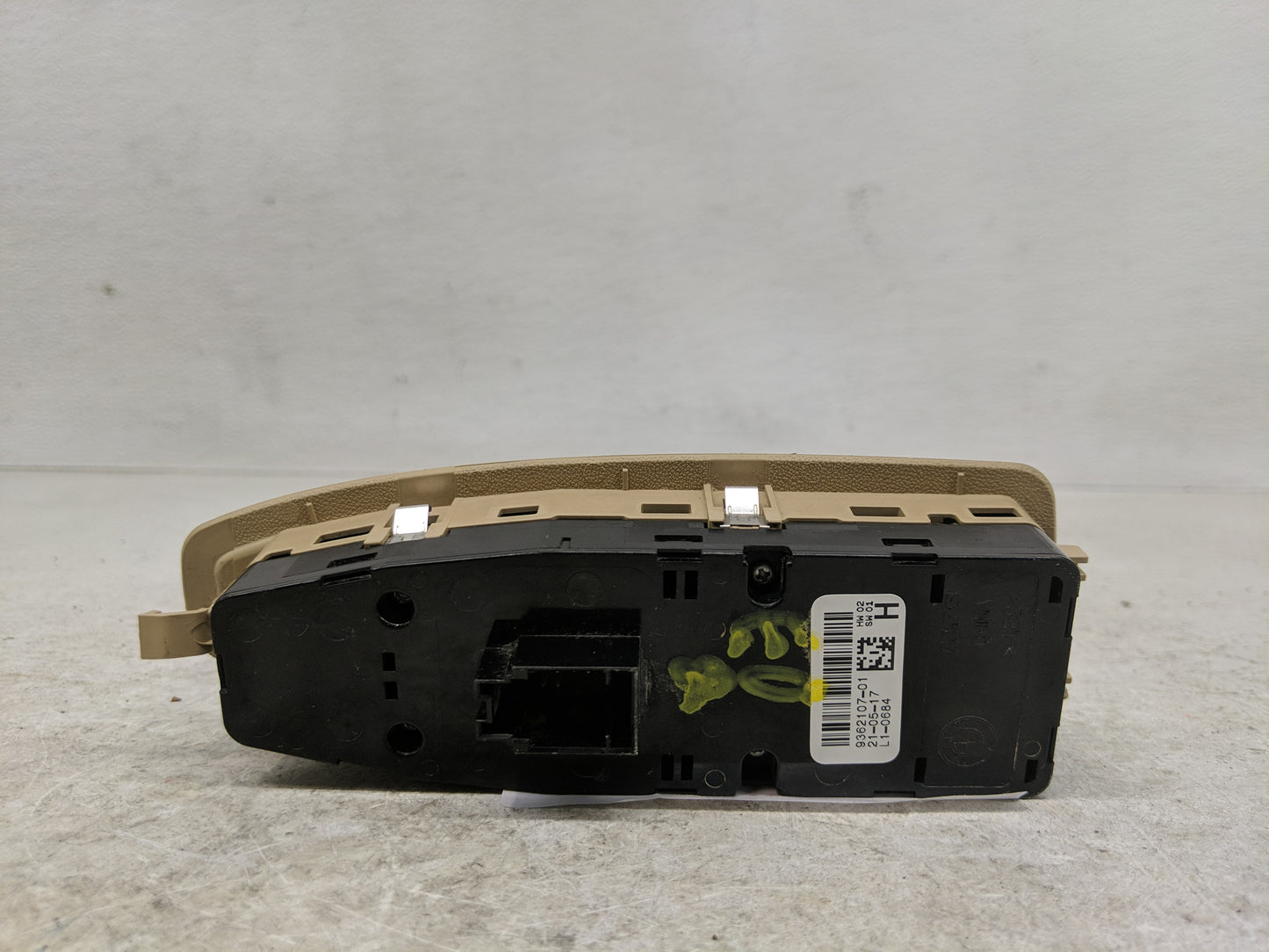 2017-2019 Bmw 330i Master Power Window Switch Replacement Driver Side Left P/N:9362107-01 Fits OEM Used Auto Parts - Oemused