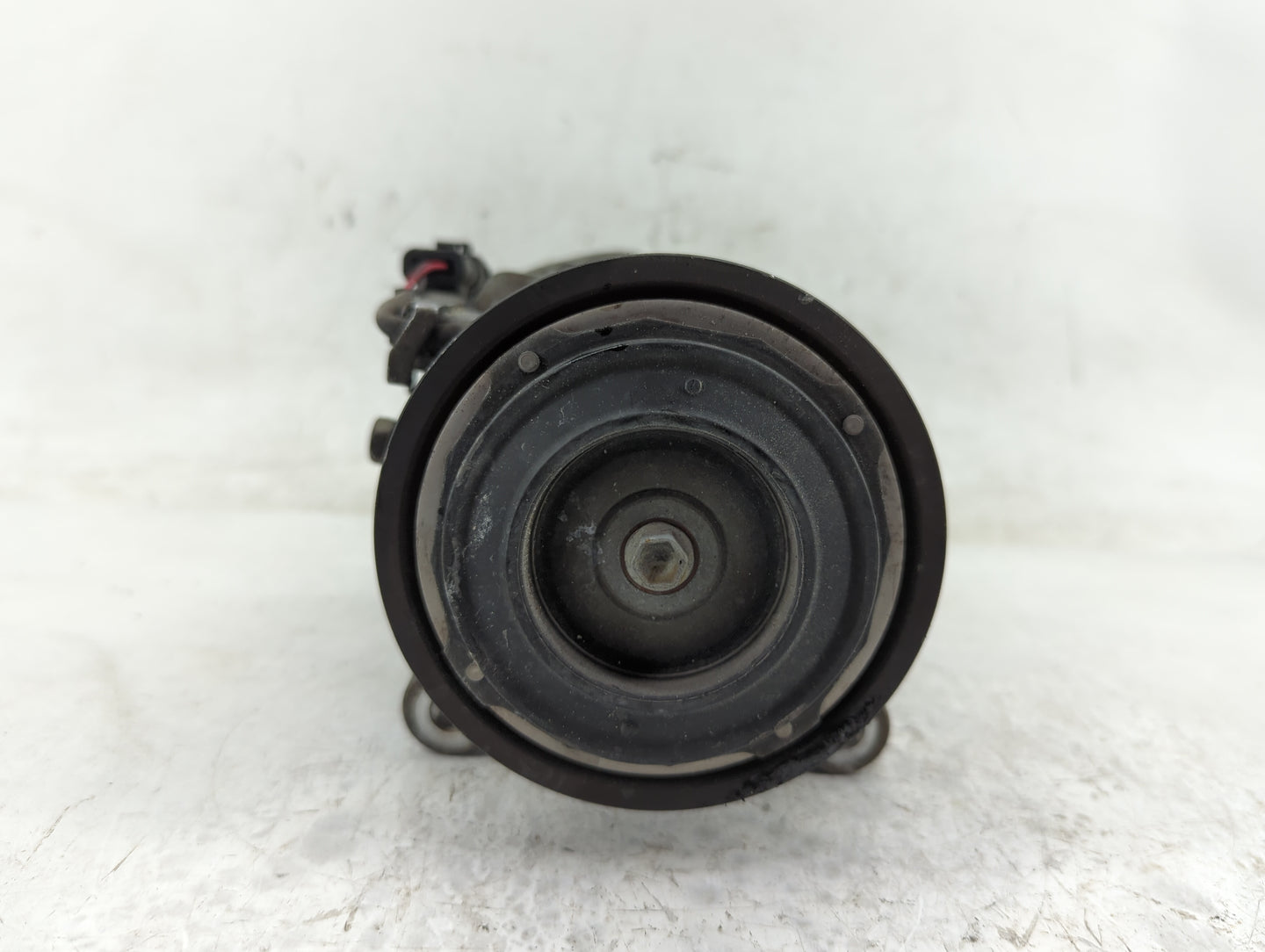 2018-2019 Bmw 330i Air Conditioning A/c Ac Compressor Oem - Oemusedautoparts1.com