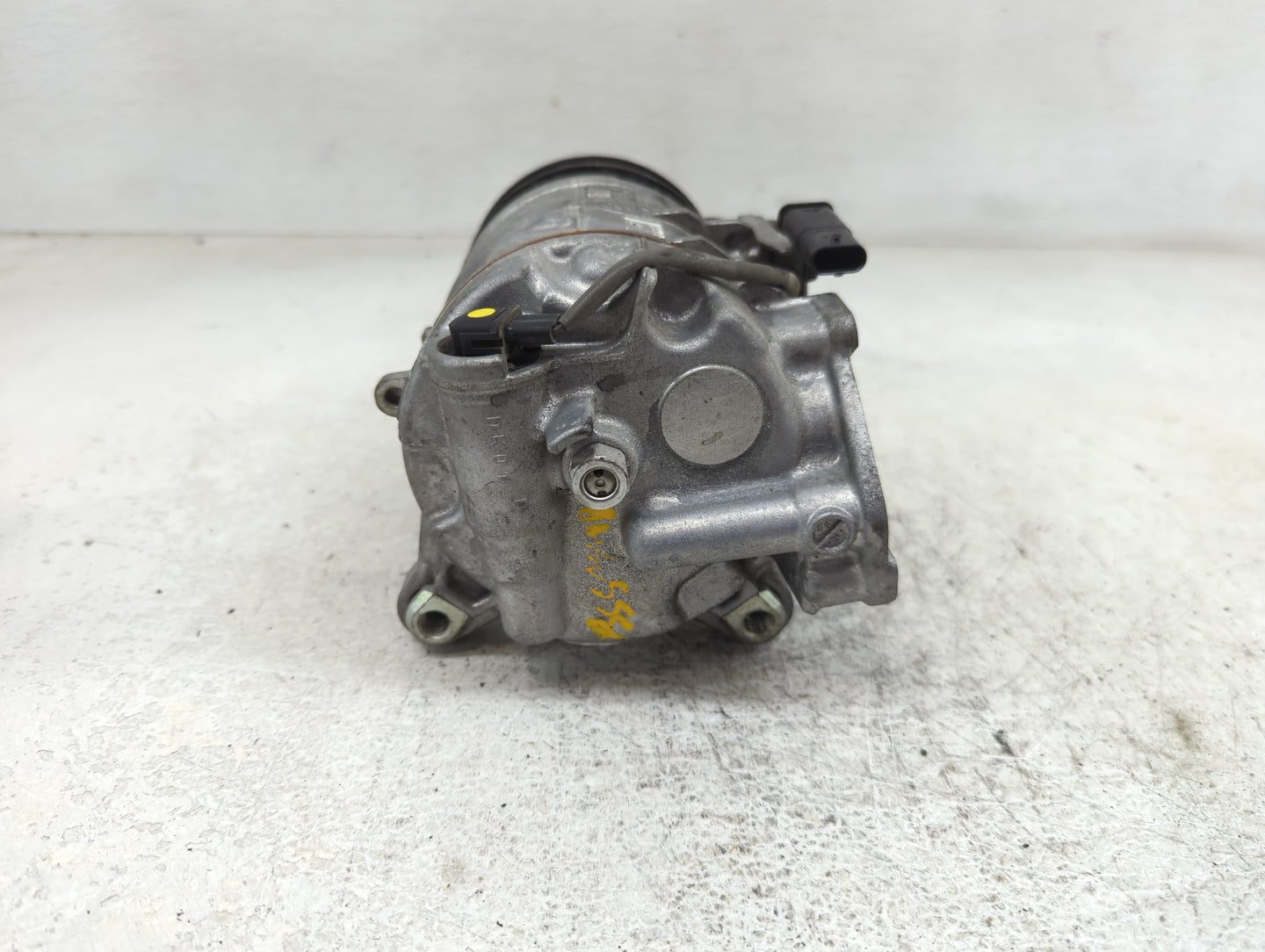 2018-2019 Bmw 330i Air Conditioning A/c Ac Compressor Oem - Oemusedautoparts1.com