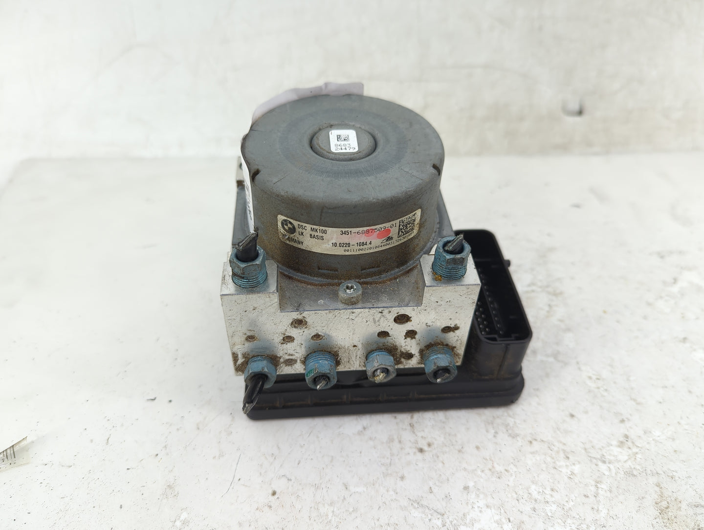 2017-2019 Bmw 330i ABS Pump Control Module Replacement P/N:3451-6887503-01 10.0220-1084.4 Fits OEM Used Auto Parts - Oemused