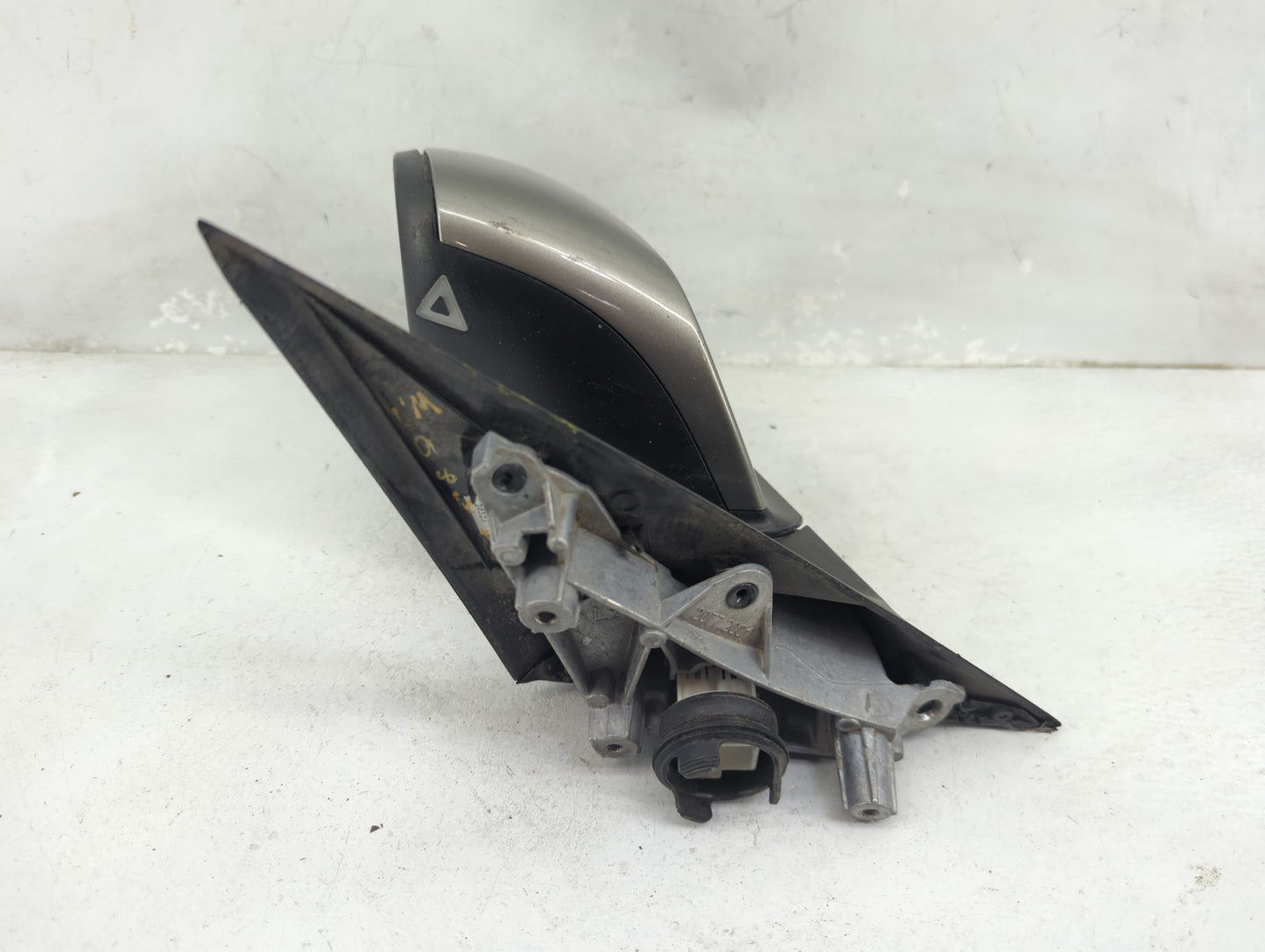 2017-2018 Bmw 330i Driver Side View Mirror - Left Door Mirror OEM Used - Oemusedautoparts1.com