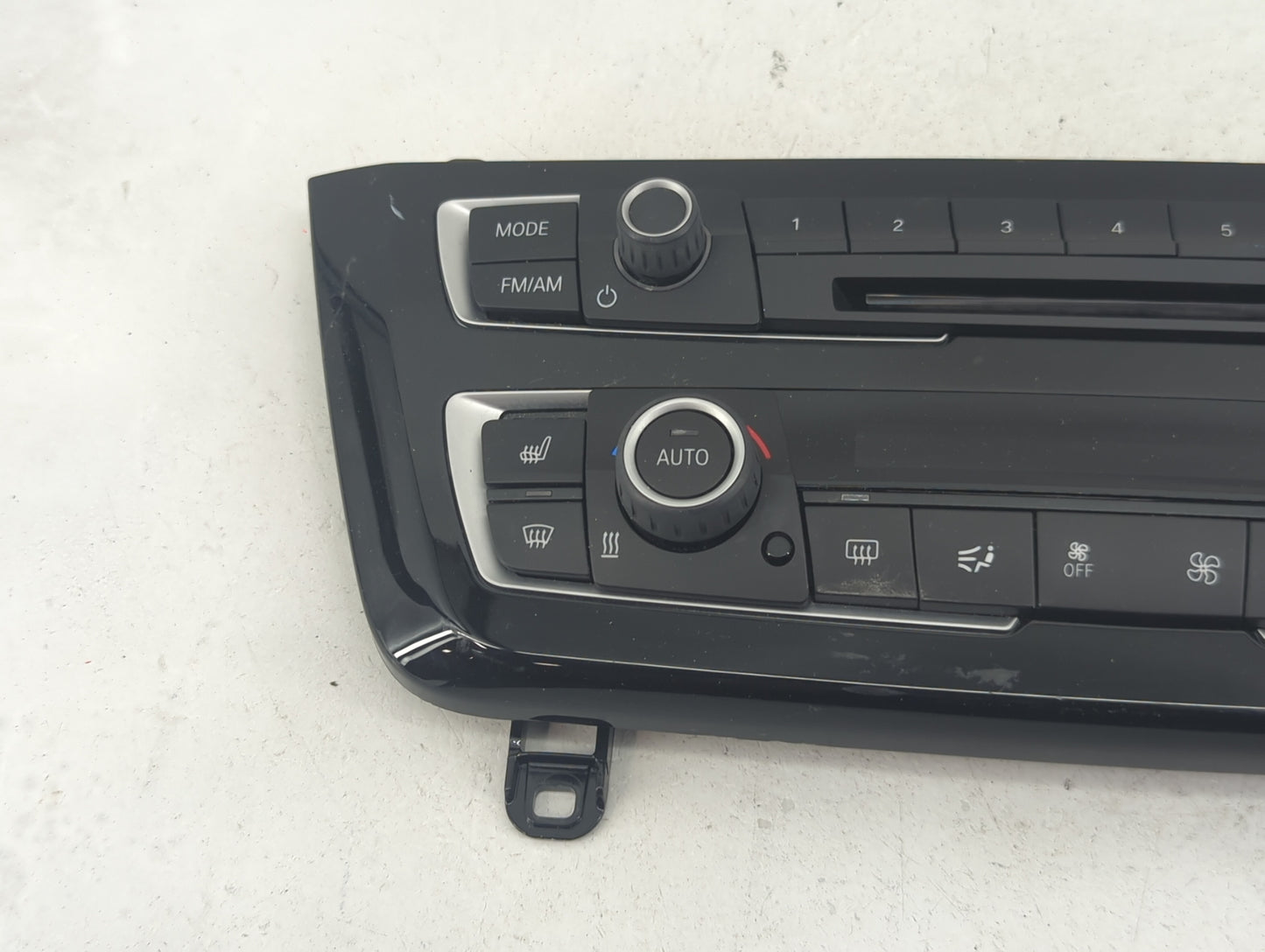 2017-2019 Bmw 330i Climate Control Module Temperature AC/Heater Replacement P/N:6131 6832881-02 6411 9363546-02 Fits OEM Use