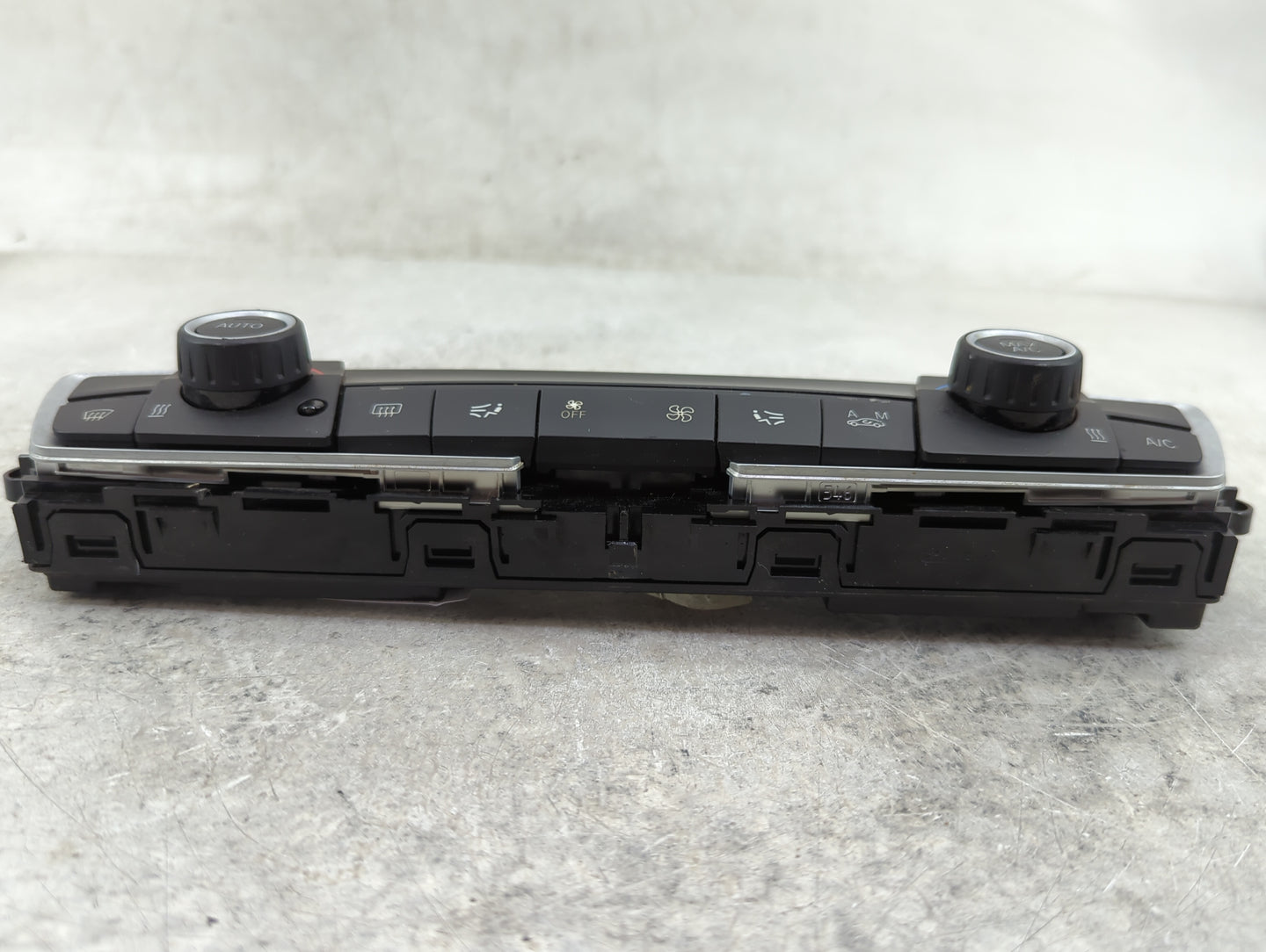 2017-2019 Bmw 330i Climate Control Module Temperature AC/Heater Replacement P/N:9363545-02 Fits OEM Used Auto Parts - Oemuse