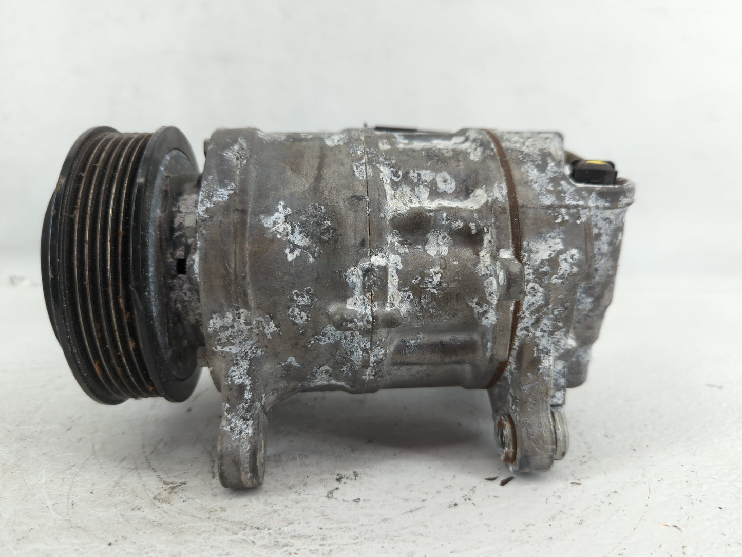 2018-2019 Bmw 330i Air Conditioning A/c Ac Compressor Oem - Oemusedautoparts1.com