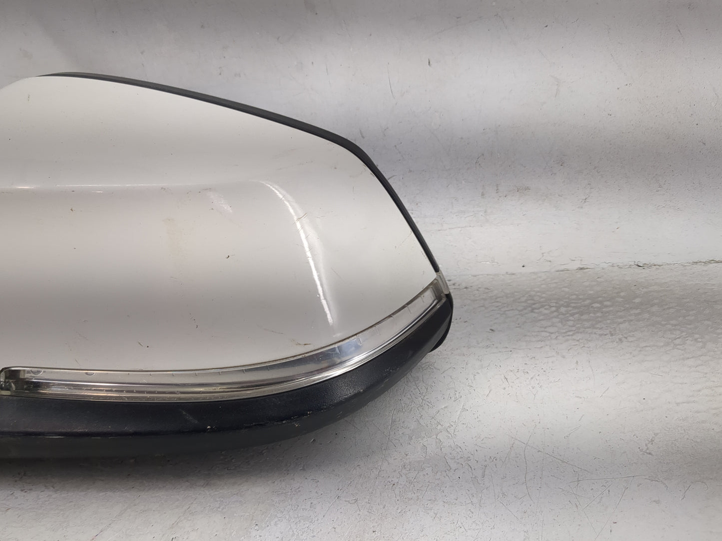 2018 Bmw 335i Passenger Right Side View Manual Door Mirror White - Oemusedautoparts1.com