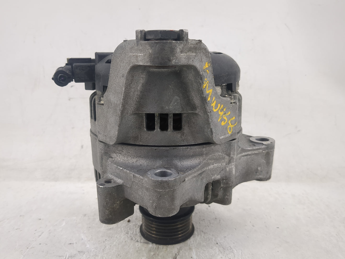 2017-2020 Bmw 430i Alternator Replacement Generator Charging Assembly Engine OEM P/N:104211-0591 8645325-02 Fits OEM Used Au