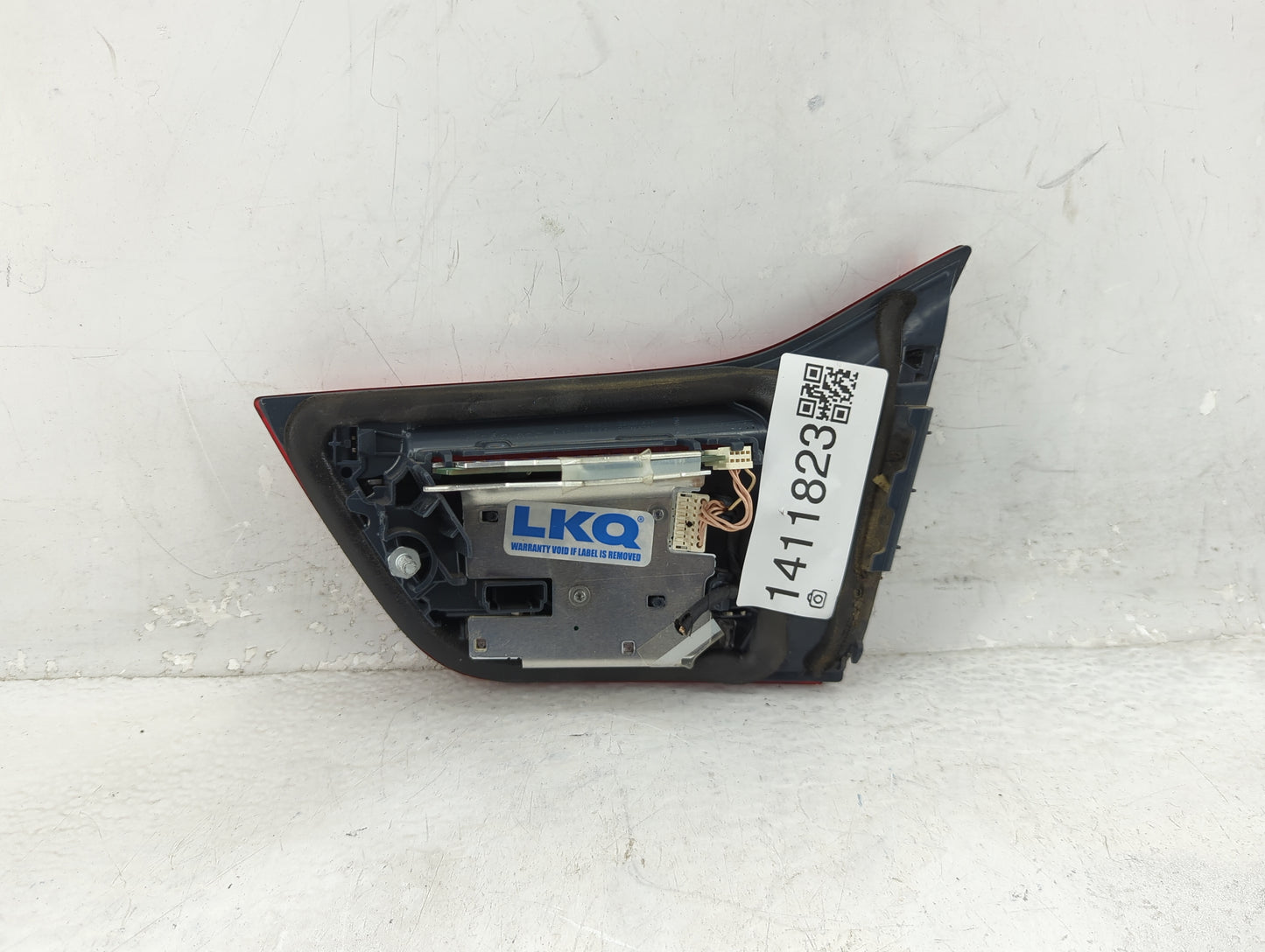 2018-2020 Bmw 430i Tail Light Assembly Driver Left OEM P/N:7426053 Fits Fits 2018 2019 2020 OEM Used Auto Parts - Oemusedaut
