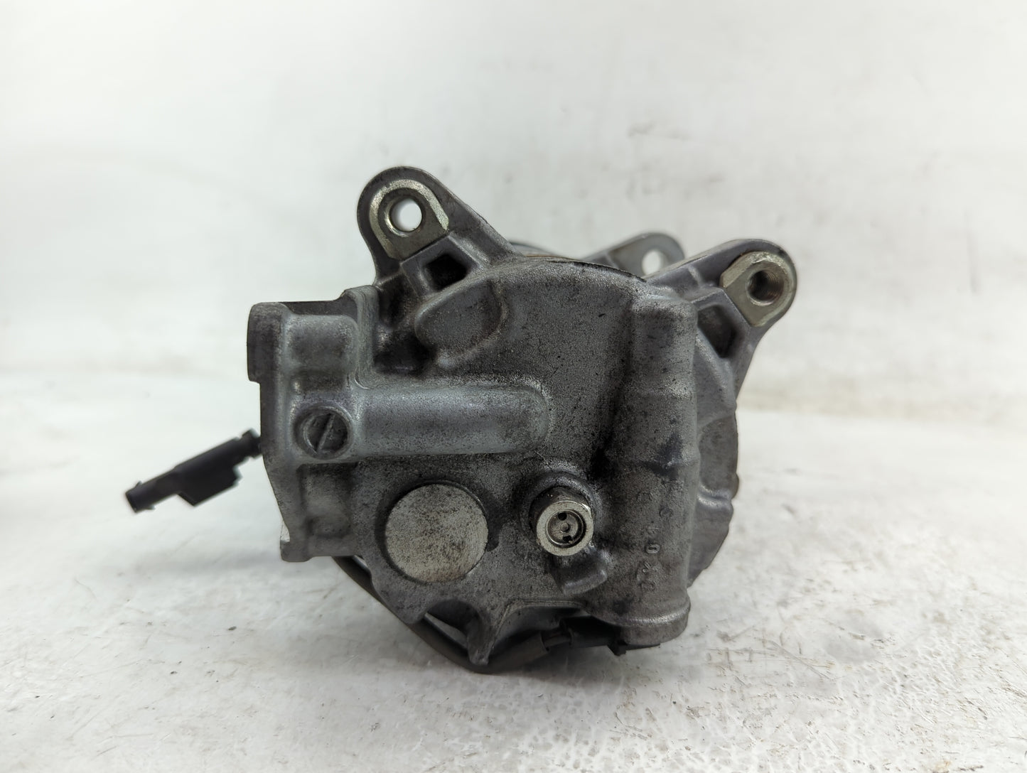 2017-2020 Bmw 430i Air Conditioning A/c Ac Compressor Oem - Oemusedautoparts1.com