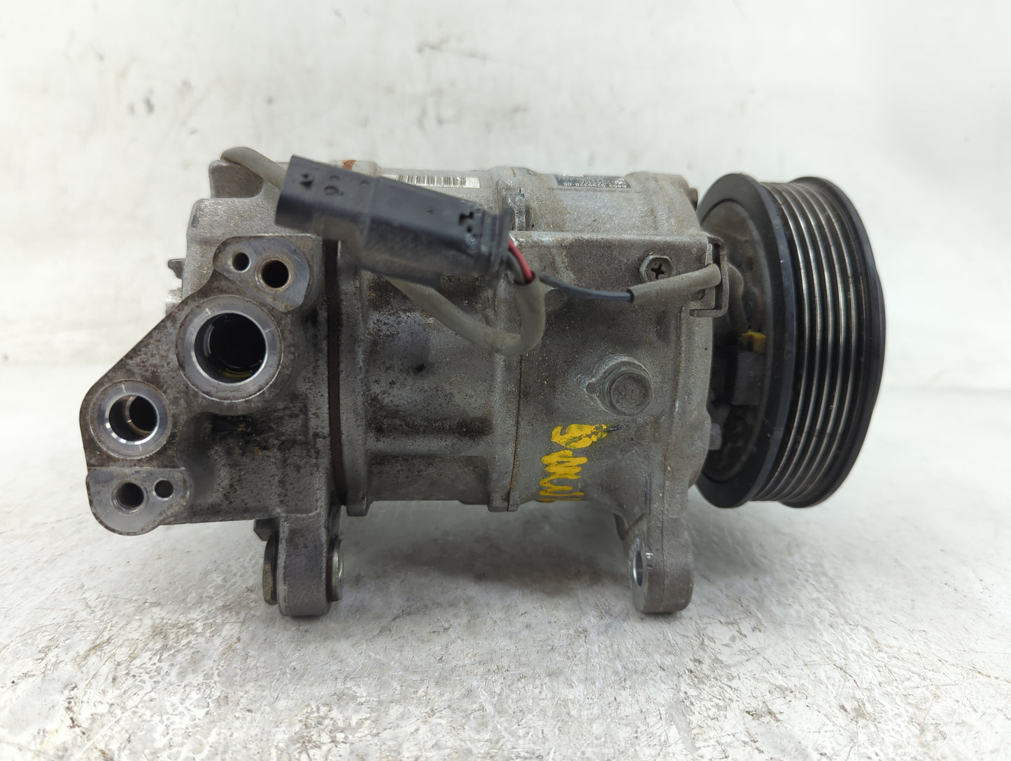 2017-2020 Bmw 430i Air Conditioning A/c Ac Compressor Oem - Oemusedautoparts1.com