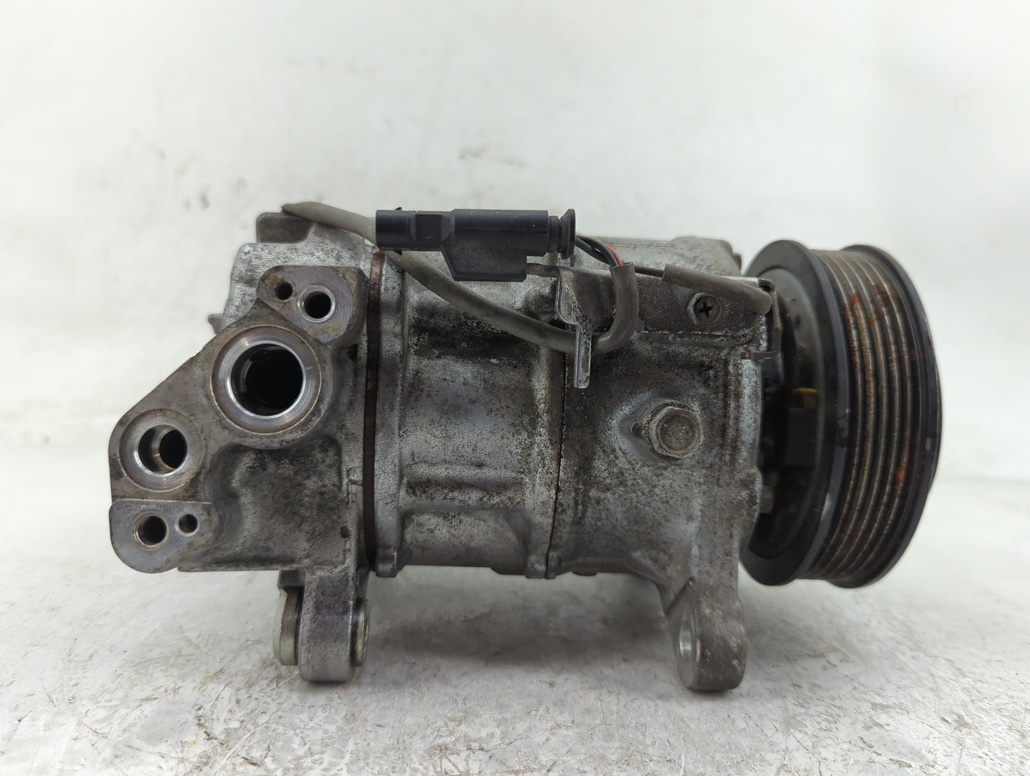 2017-2020 Bmw 430i Air Conditioning A/c Ac Compressor Oem - Oemusedautoparts1.com