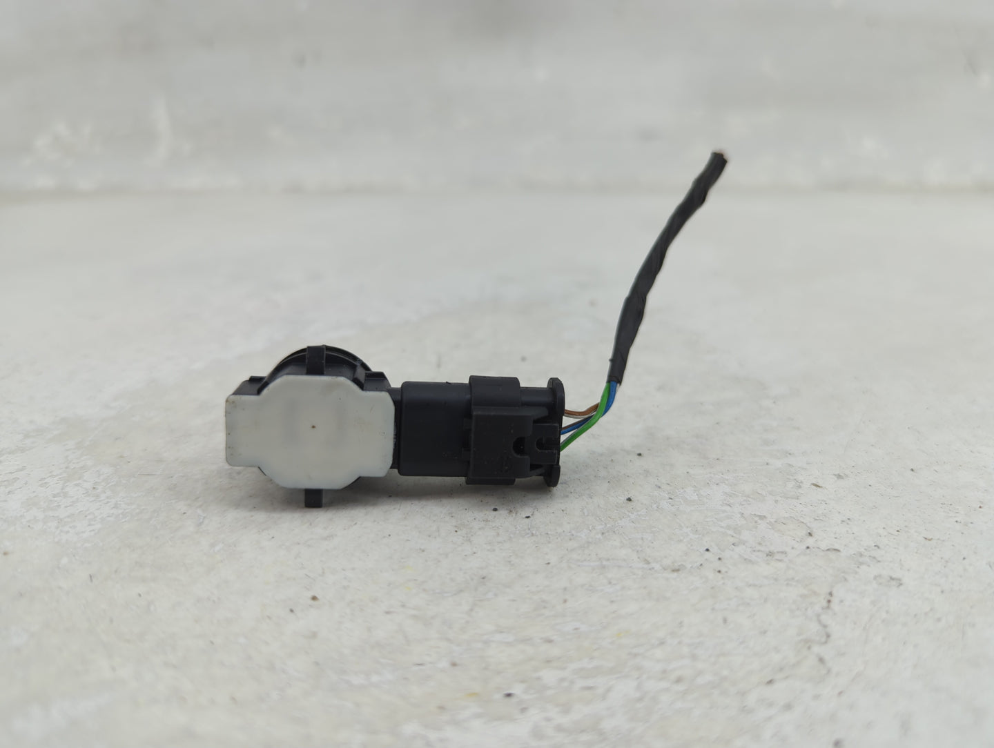 2018 Bmw 430i Front Park Assist Sensor Blue 1456400 - Oemusedautoparts1.com