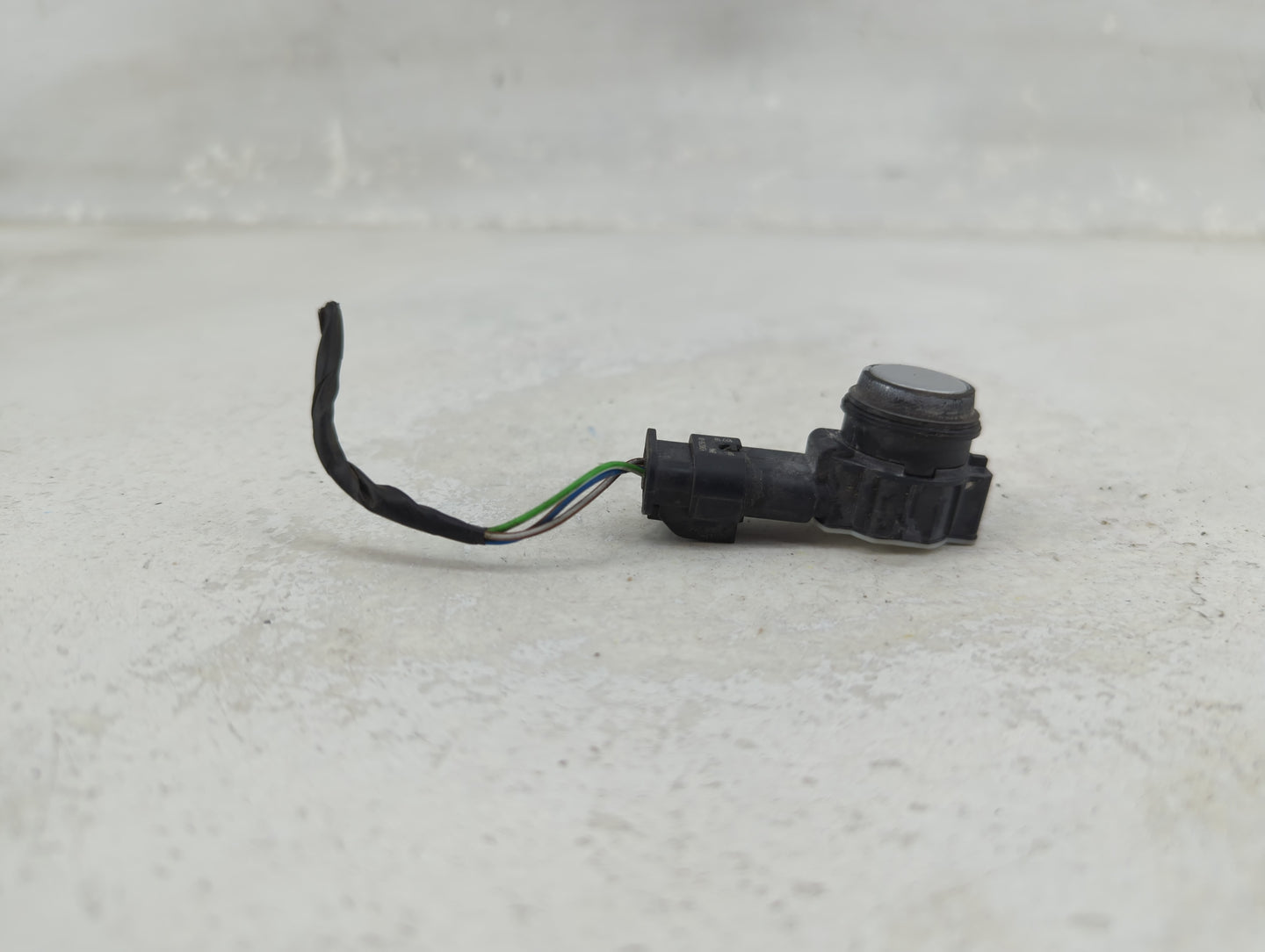 2018 Bmw 430i Front Park Assist Sensor Black 1456448 - Oemusedautoparts1.com