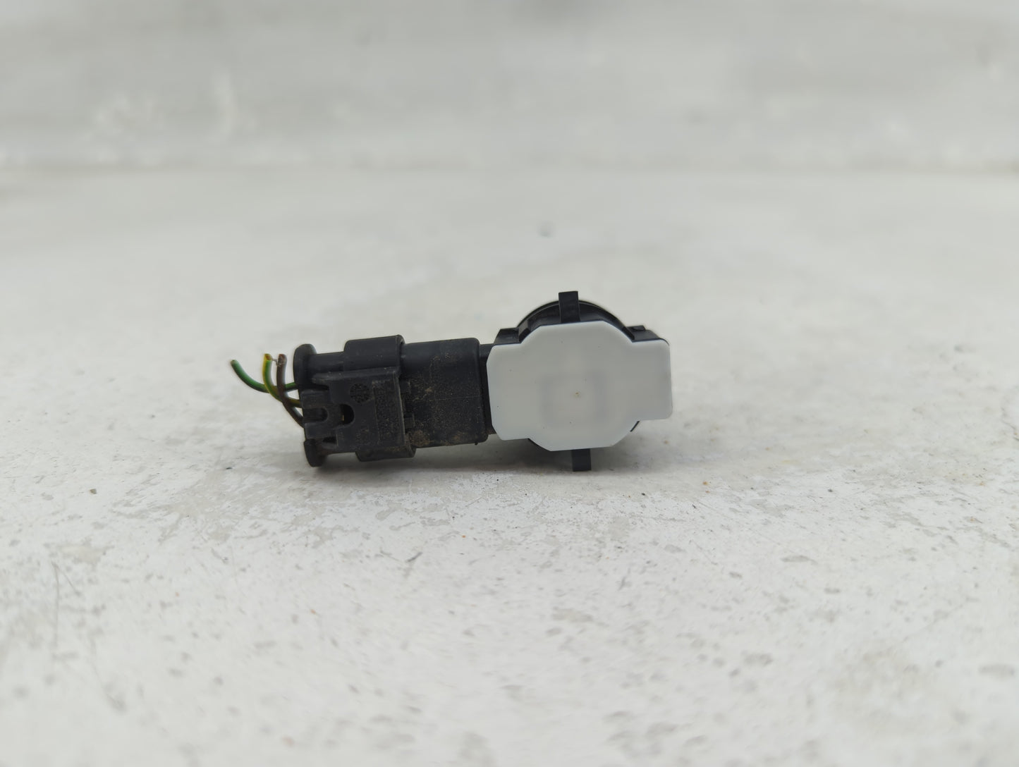 Park Assist Sensor - Oemusedautoparts1.com