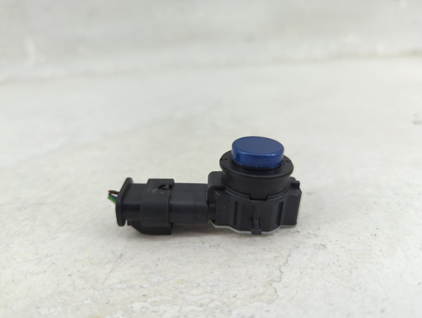 2018 Bmw 430i Front Park Assist Sensor Blue 1456897 - Oemusedautoparts1.com