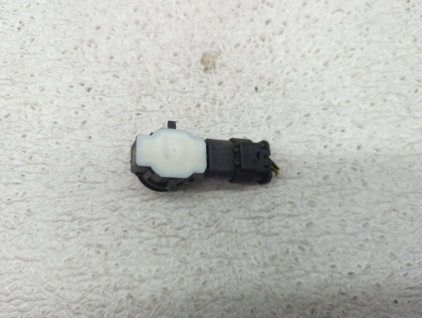 Park Assist Sensor - Oemusedautoparts1.com