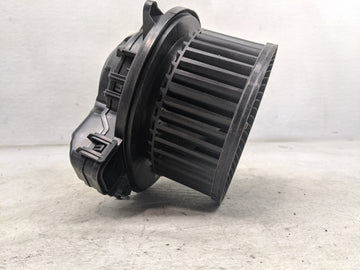 2017-2020 Bmw 430i Heater AC Blower Motor P/N:9391991-01 T854463-A Fits Fits 2012 2013 2014 2015 2016 2017 2018 2019 2020 2021 OEM Used Auto Parts