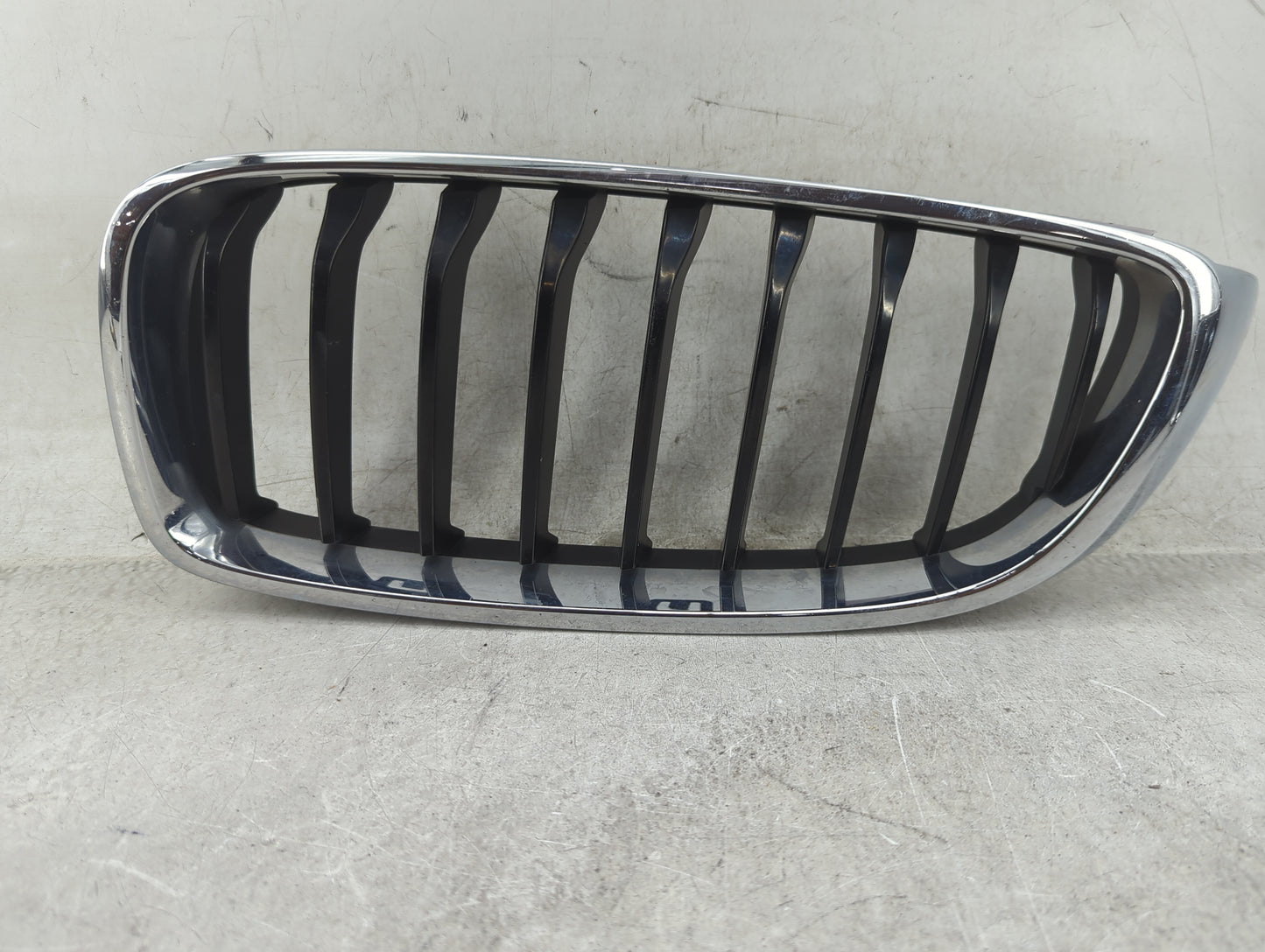 2017-2020 Bmw 430i Front Grille Bumper Not Included - Oemusedautoparts1.com