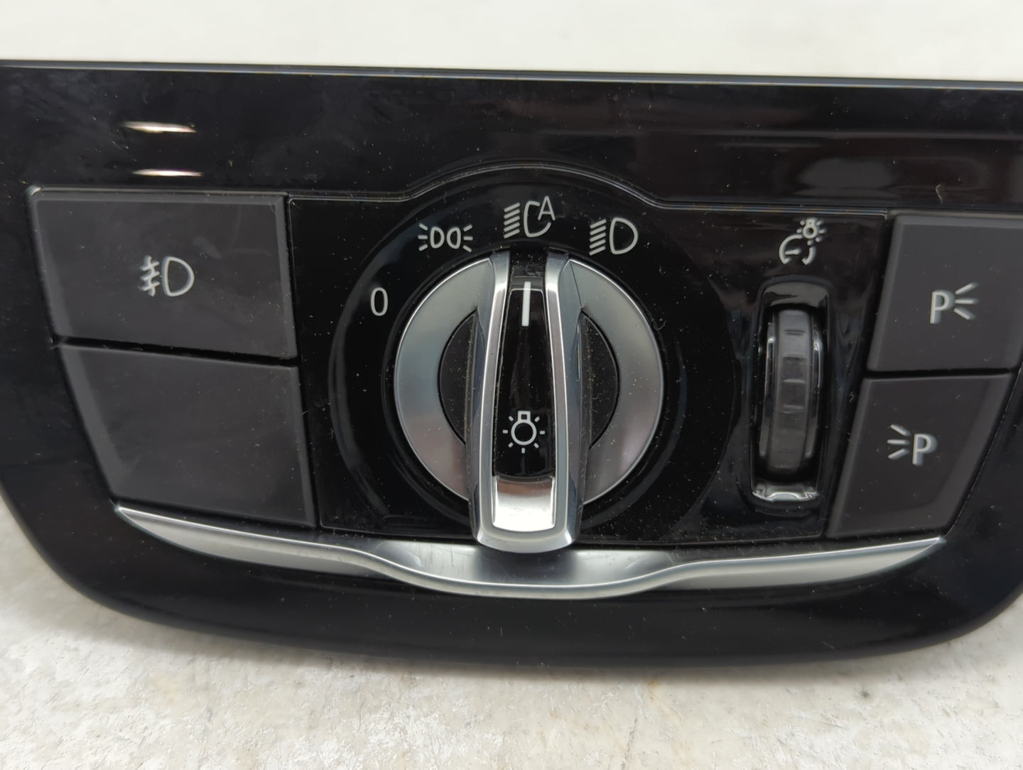 2018 Bmw 530 Headlight Head Light Switch Lamp Control - Oemusedautoparts1.com