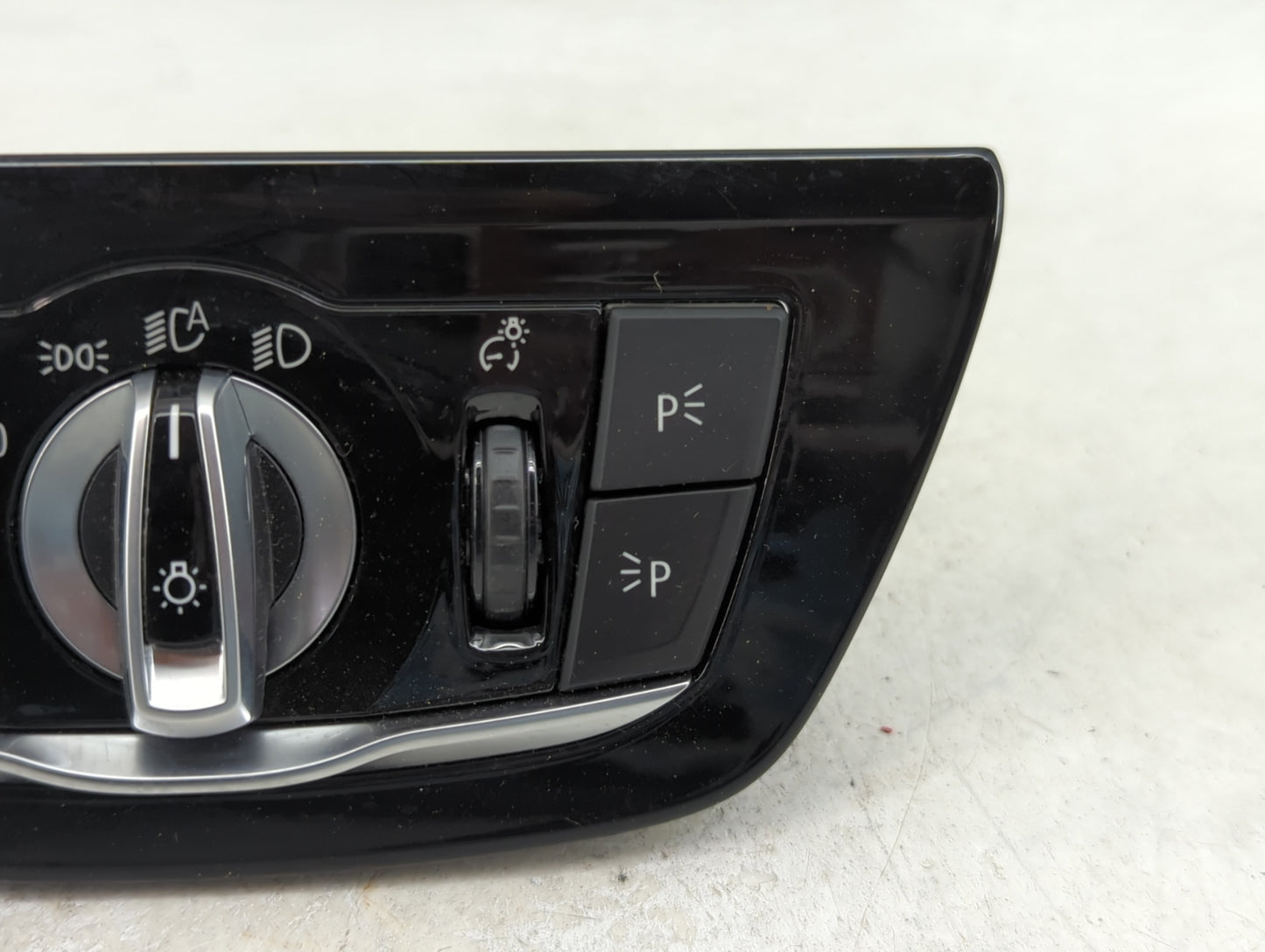 2018 Bmw 530 Headlight Head Light Switch Lamp Control - Oemusedautoparts1.com