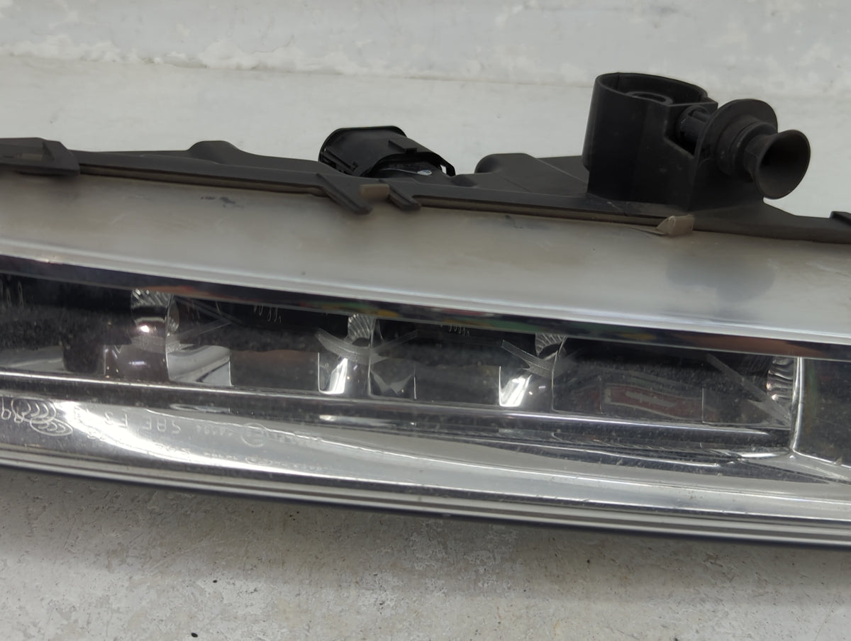 Bmw 530 Driver Left Oem Fog Light Lamp Black - Oemusedautoparts1.com