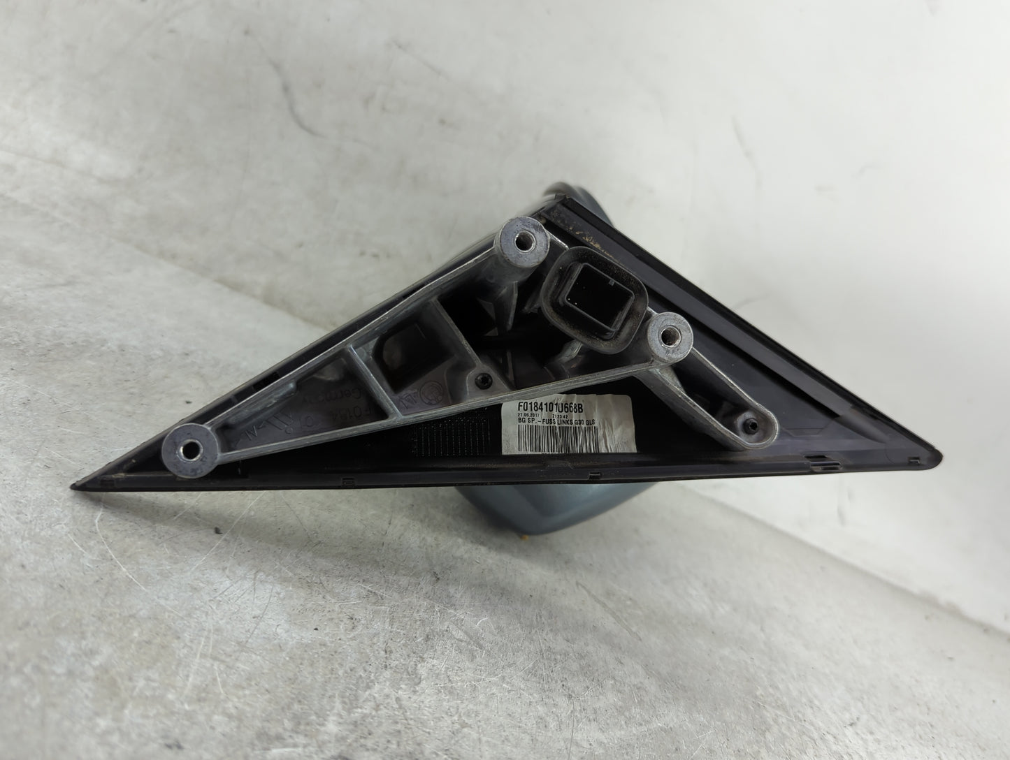 2017-2020 Bmw 530 Driver Side View Mirror - Left Door Mirror OEM Used - Oemusedautoparts1.com