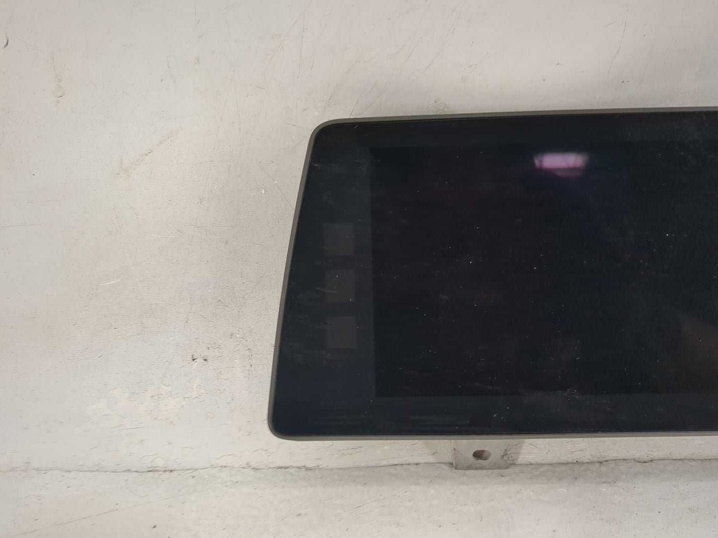 Bmw 530 Information Display Screen 1483817 - Oemusedautoparts1.com