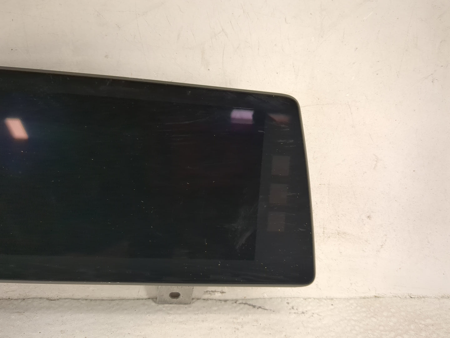 Bmw 530 Information Display Screen 1483817 - Oemusedautoparts1.com