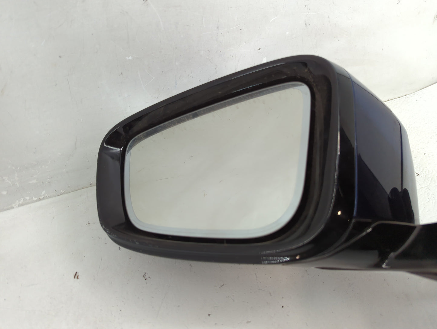 2017-2020 Bmw 530i Side Mirror Replacement Driver Left View Door Mirror P/N:F0184101U668B Fits Fits 2017 2018 2019 2020 OEM 