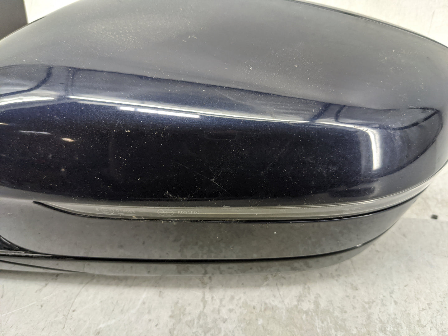 2017-2020 Bmw 530i Driver Left Side View Manual Door Mirror Dark Blue - Oemusedautoparts1.com